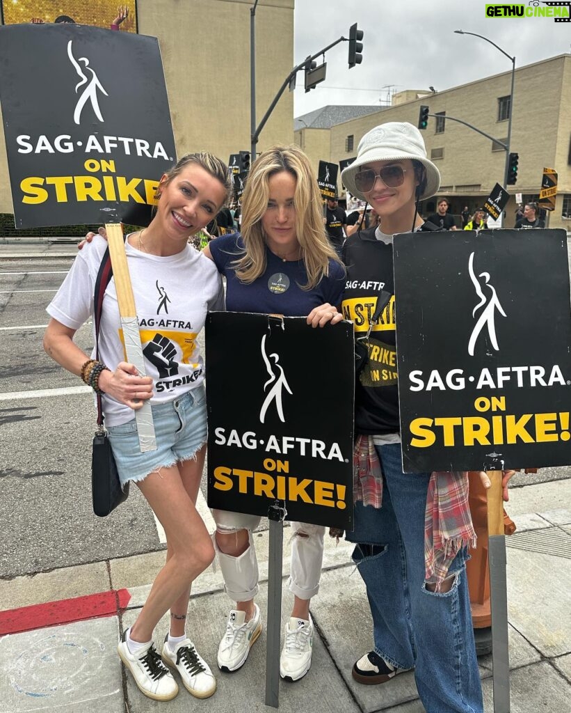 Caity Lotz Instagram - Such a huge congratulations to the WGA for standing their ground and getting a fair deal. SAG goes back to the table next week and hopefully does the same! #sagaftrastrong