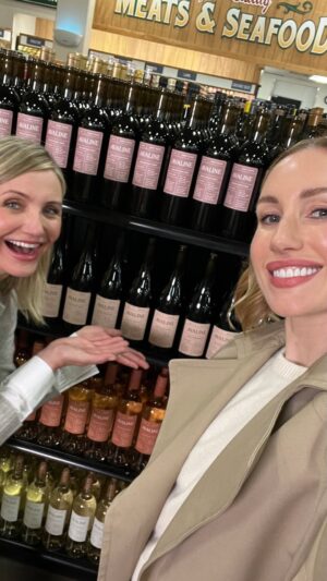 Cameron Diaz Instagram - Our founders popped by @sprouts to pick up a few of their favorites 👀

From the very beginning, our founders wanted to create a wine that was made with organic grapes with a label that clearly states the ingredients—while remaining accessible to everyone.  

Make a toast to Earth Month by shopping sustainably at Sprouts, Target, Kroger, Whole Foods, and more. Find us in the grocery aisles or shop online at drinkavaline.com 🍷