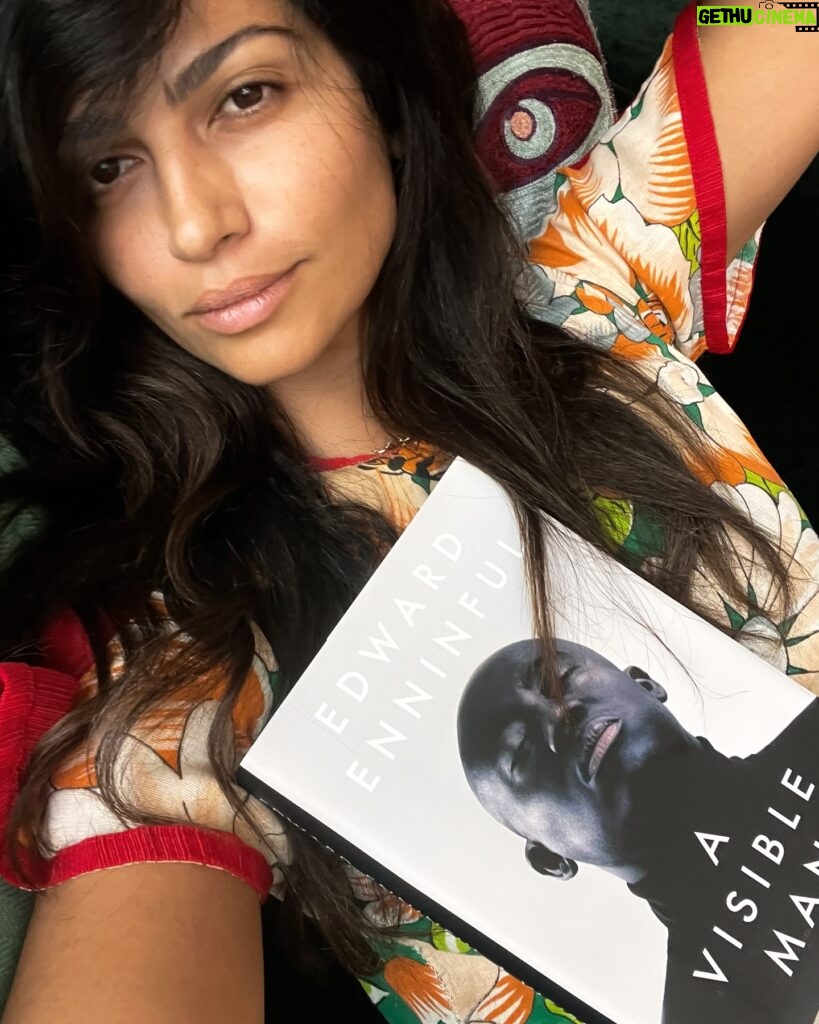 Camila Alves Instagram - Book lovers…GIVEAWAY TIME!! 📚 Fifty lucky winners (yes, that’s right we said 50!) will receive a copy of “A Visible Man” by @edward_enninful - A memoir at breaking barriers — One of the books on our new WOT Summer Reading List. I admire Edward for all that he has achieved! His story is inspirational to many of us, including MaMac!