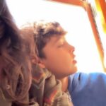 Camila Alves Instagram - Last day of the year, nothing fancy just a packed New Orleans streetcar ride to Canal street for one last adventure in 2023!!! To 2024 we go… 💚💛💚💛💚💛💚💛💚💛💚💛 Último dia do ano, nada extravagante, pegamos um bonde lotado em Nova Orleans até a Canal Street para uma última aventura em 2023!!! Para 2024 vamos lá…