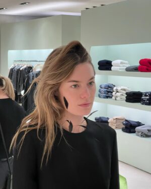 Camille Rowe Thumbnail - 52.4K Likes - Most Liked Instagram Photos