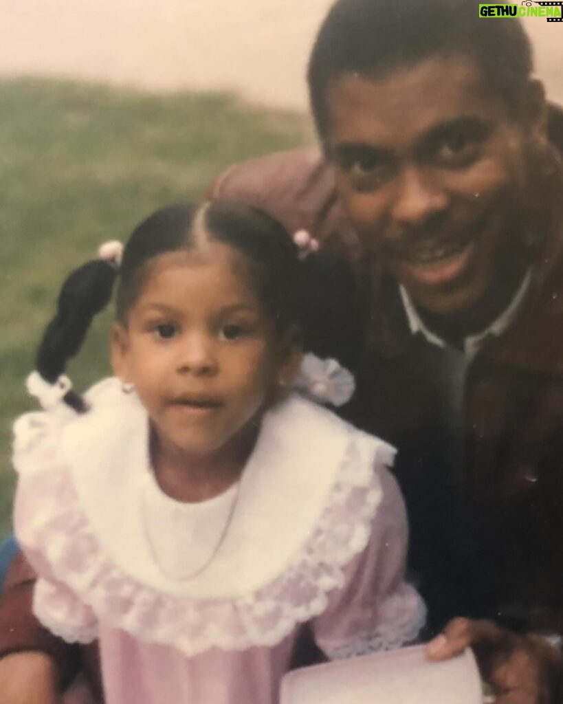 Candace Parker Instagram - Always have, always will be Daddy’s BabyGirl! Happy Birthday to my first Coach, fellow history buff, adventurer, old fashion maker aficionado, The “basketball” Joe Jackson😂, and best listener there is! I love you and I cannot wait to celebrate you!❤️🤟🏽
