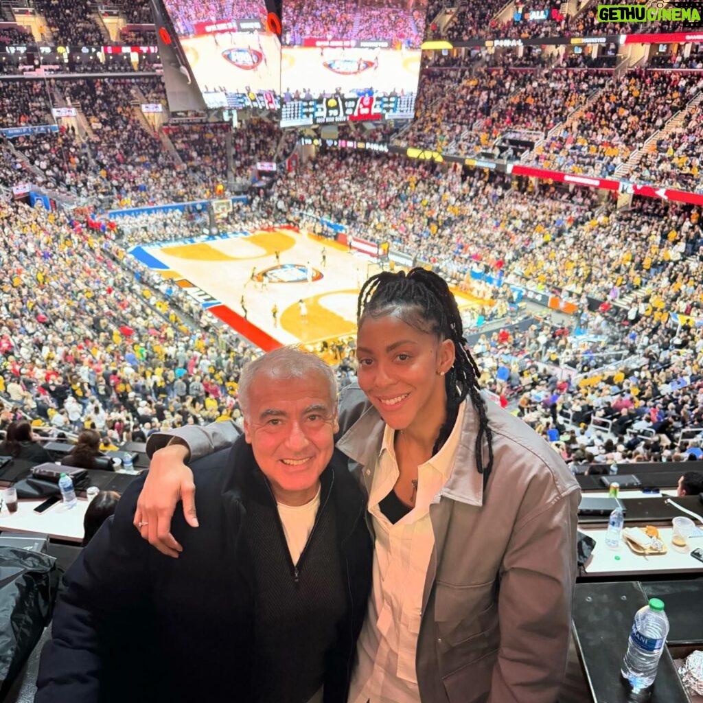 Candace Parker Instagram - My goal is for my son to go to every Women’s Final Four. So far… 3/3! Memories! Grateful to be able to work the Men’s tournament and experience the thrills of March! I love the excitement in our sport right now, those that have known and have always watched know this isn’t a moment… this is MOMENTUM towards where we all hope to grow the game to!