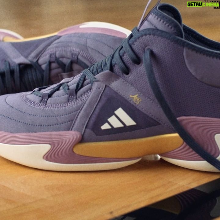 Candace Parker Instagram - Game. Royalty.​ ​ This first colorway of the Candace Parker Collection: Part III is not only inspired by the 🐐 of the game, @candaceparker, but also the colors that symbolize royalty for African Queens. Candace’s entire upcoming collection features Exhibit SELECT technology, engineered and fitted for the female athlete.​ ​ Game Royalty is available for the first time on July 15 exclusively at @dickssportinggoods and adidas.com ​ ​ #ExhibitSELECT​ #adidasbasketball