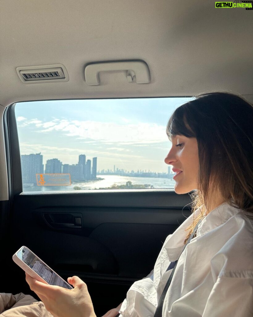 Candela Vetrano Instagram - un poquitito de NY siempre hace bien al ❤️