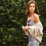 Cansu Dere Instagram - Asya Arslan⚡️#Sadakatsiz 7 Ekim Çarşamba @kanald ‘de @medyapimresmi @sadakatsizdizi