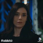 Cansu Dere Instagram - 🤍 @sadakatsizdizi @kanald @cemadrian @handemehan #senbenimşarkılarımsın #sadakatsiz