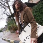 Cansu Tosun Instagram - Heyyyy babysssss #happyinternationalwomensday 💋 📸 @ercin.io
