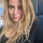 Cara Buono Instagram - Back to work selfies #monday #flying #nyc #instagood #atlanta #setlife #selfie