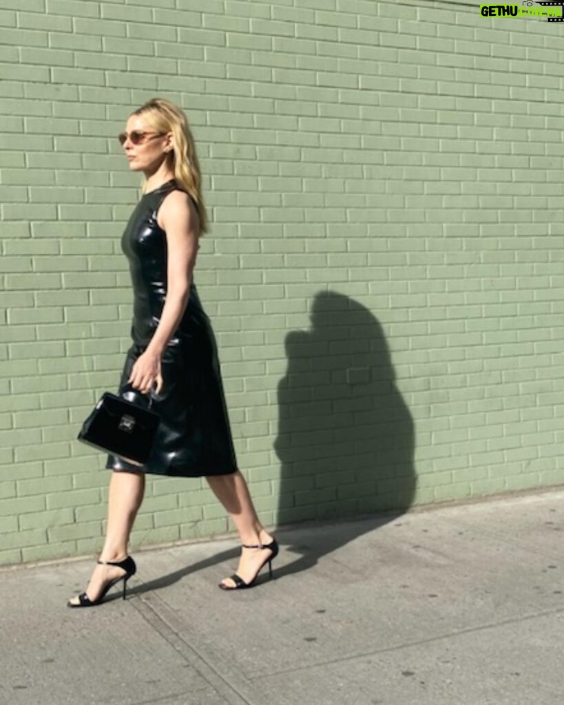 Cara Buono Instagram - #fbf goodbye NY fashion week. This is me on my pretend catwalk. #fashion #fashionweek #nyc #green #instagood #feelinggreen #catwalk #runway