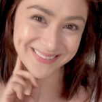 Carla Abellana Instagram - ✨Glow with Carla Challenge! Share your skincare routine using #GlowWithCarla then tag me and @watsonsph Make sure that the post is public so that we can see all your entries! ✨ One lucky winner gets a special prize. Let’s light up IG with our radiant routines! 💖✨