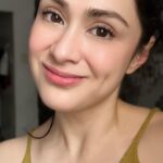 Carla Abellana Instagram - The wonders of @watsonsph ‘s Collagen skincare products 💙 The magic of @theaiveeclinic facial lasers and treatments 🤍