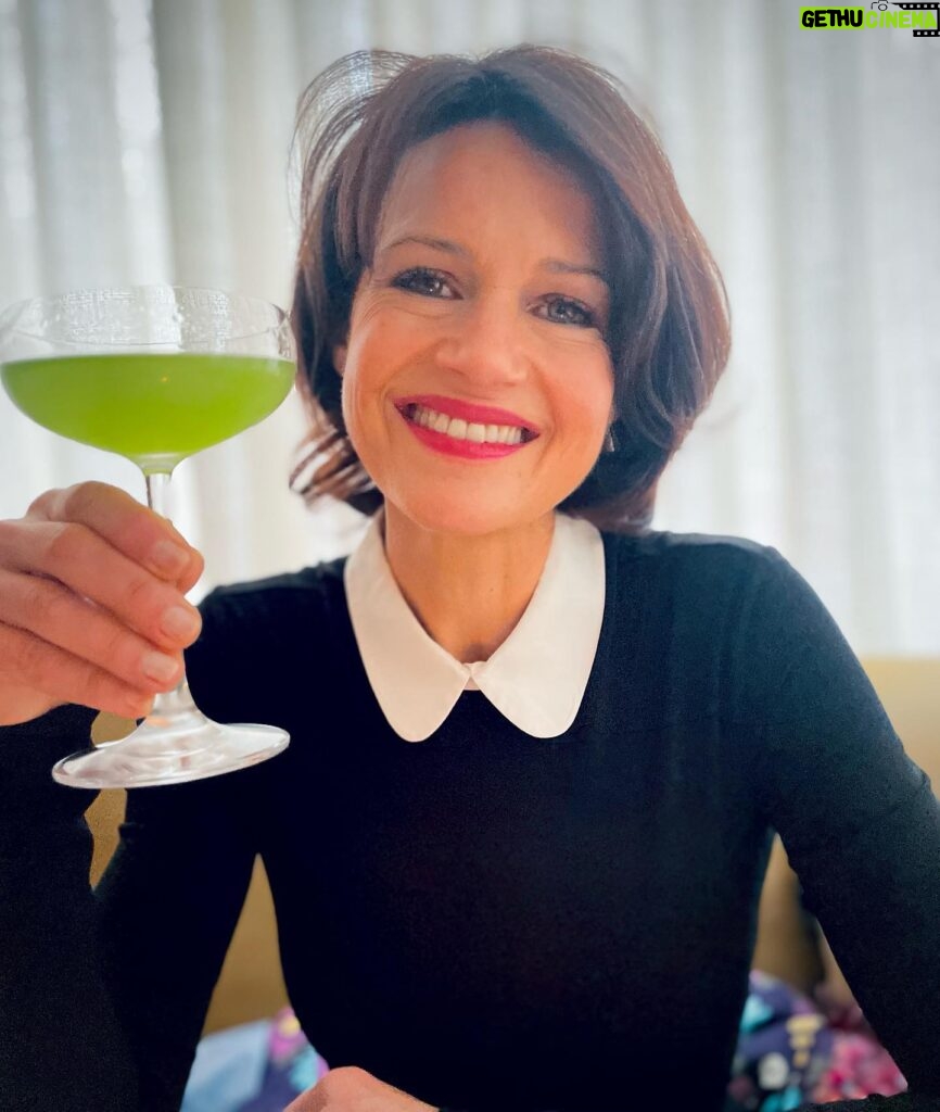 Carla Gugino Instagram - Thrilled for @dan_kluger and all of us New Yorkers (worth a trip for you out- of-towners too! ;) We now have a delicious new restaurant with one of my favorite chefs at the helm. @greywind_nyc Somehow Dan has a way of creating a vibe that is elegant yet totally easeful and the food is always top notch and made with love. 🙌🏼 ❤️ Gorgeous cocktails too. This one isn’t on the menu but I’m partial to a cucumber martini (with way too many specifications ;) and they made it perfectly. Dan, you might just have to call it “The Carla.” 😉 #thingscarlaloves #nyc #restaurant