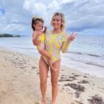 Carla Moreau Instagram - SHEIN / @sheinfrance_ fait les soldes d'été du 22/06 au 19/07 avec des promos jusqu'à -85% ! VENTE FLASH SPÉCIALE et livraison gratuite, c'est génial ! Avec mon code 22carla : -15% supplémentaire sans minimum d'achats sur tout le site français) La journée de la robe et du maillot du 23/06 au 24/06 : -30% dès 39€ d'achat Chaque dimanche de 20h00 à 21h00, de nombreuses surprises vous attendent en live sur l'APP SHEIN ! #SHEINsoldes2022 #sheinpartner #ad @agenceweevents