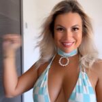 Carla Moreau Instagram - 🤍 #brunette #blondie #reels @maissane.agl