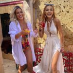 Carla Moreau Instagram - Dou-liou Dou-liou Saint Tropez 🌈🎉 @maissane.agl @casa_amor__
