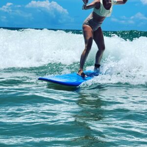 Carla Peterson Instagram - Ojalá sea hasta el año que viene! Final y comienzo de  cosas nuevas . Ahora a trabajar mucho para poder volver. Te quiero Brasil! ❤️ 🇧🇷 y que las aguas de marzo cierren este verano especial. ❤️❤️❤️ @carlapbrasil @matheuspiai @amandalemost @mariacozzoli ❤️❤️❤️ @pato.dalpra