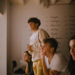 Carlos Cuevas Instagram - Del curs que l’ @alba_brunet i jo vam impartir a can @ljou_estudi amb uns actors i unes actrius increïbles 🤍 📸 @leentrelineas
