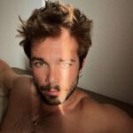 Carlos Cuevas Instagram – “Le rayon vert vous l’avez vu?” 🌅