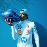 Carlos Sainz Jr. Instagram - 😎Bringing a touch of Azzurro Dino to the Miami GP
