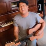 Carlos Vives Instagram - Esto es lo que siempre quiero para ti: quiero verte sonreír❤️