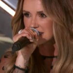 Carly Pearce Instagram - Two country queens taking the stage to celebrate our furry friends! Don’t miss this performance and more during #DollysPetGala TONIGHT at 9/8c on CBS and @ParamountPlus.