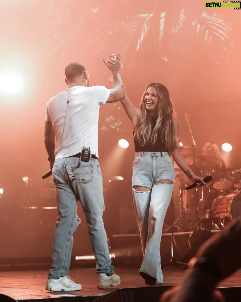 Carly Pearce Instagram - TICKETS ARE ON SALE NOW for the hummingbird UK/EU tour in 2025. Here are a few highlights from our incredible time with you all this past weekend!! I can’t even describe how excited I am to come back, play so many more new places, and share this record I’ve worked so hard on ✨ Link in bio for tickets 🤍