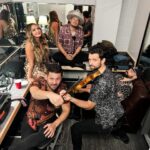 Carly Pearce Instagram - How many people can you fit into one dressing room? Last show before rushing to Austin for the #CMTawards tomorrow 🤗