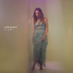 Carly Pearce Instagram - I woke up the morning I wrote this song after having a dream that the relationship I was in had ended. It was almost like my heart knew it was going to happen before I wanted to believe it. It’s hard to let people go. Your heart wrestles with the fact that someone who was once your whole world, isn’t anymore. Social media sure doesn’t make it easy either, as we all see when our exes move on :). This song is my story of that realization and also that acceptance. That it’s not “my place” anymore… Out tonight at midnight. Link in bio to pre-save my new album 💛