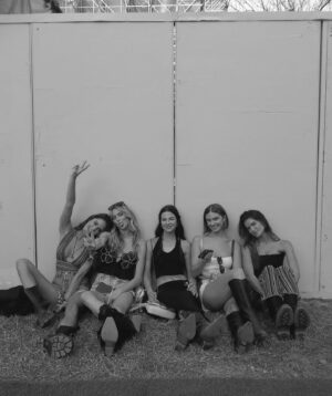 Carmel Rose Instagram - The girls at the rock show 🤘🏽 te amoooo @tecatepalnorte what a weekend!!