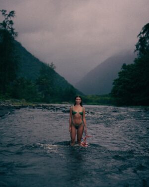 Carmel Rose Instagram - People ask you where your happiness lies & this just might be mine. missing hawaii a little extra today