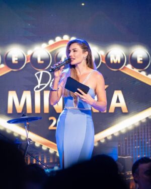 Carolina de Moras Instagram - Una semana increíble de fiestas interminables, disfrutando el norte de Chile. Me faltaron fotos de varios looks más, pero les comparto estas que me enviaron. Gracias a todos por el cariño ! ❤️⭐️