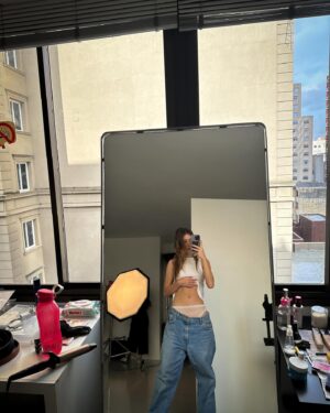 Caroline Dallarosa Instagram - Espelho espelho