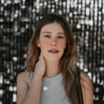 Caroline Dallarosa Instagram - Aproveitei a publi de hoje pra tirar umas fotinhas da fuça 👻