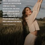 Caroline Dallarosa Instagram - ✨ Nosso #invogaentrevista dessa semana é estrelado por @caroldallarosaa | Atriz e comunicadora que de forma orgânica e autêntica constrói uma carreira que vem ganhando cada vez mais destaque. Atualmente coprotagonista de “Tá Escrito”, longa estrelado por Larissa Manoela, Caroline Dallarosa tem visto a boa audiência conquistada nos cinemas se repetir no streaming, onde atualmente ocupa o primeiro lugar entre os mais vistos, no Globoplay. Tá imperdível, confira! #actress #entrevista #fyp