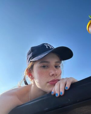 Caroline Dallarosa Instagram - Cansada