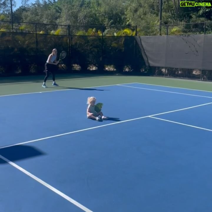 Caroline Wozniacki Instagram - Working hard or hardly working??? 😜 (Don’t worry Olivia was safe, but don’t try this at home 😜)