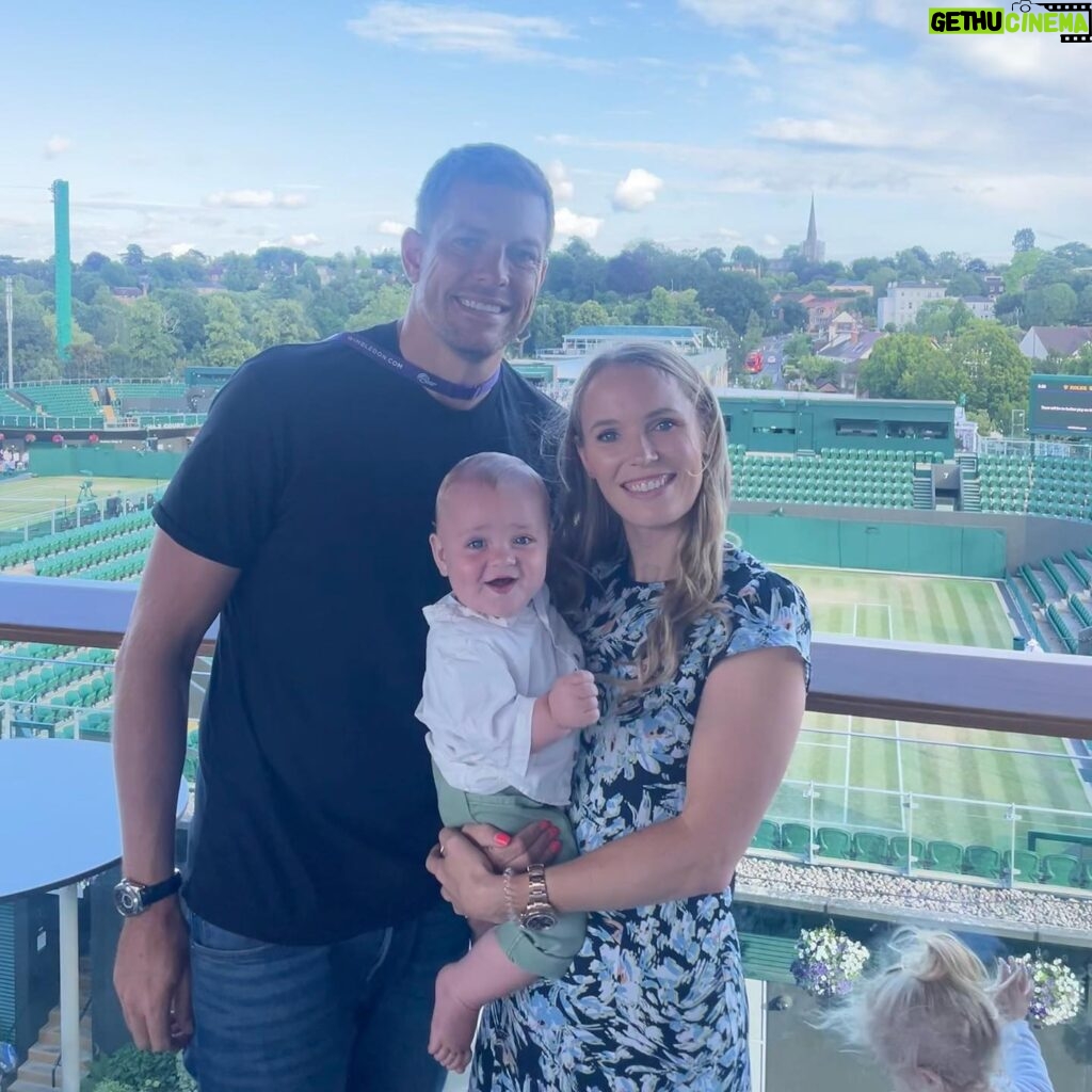 Caroline Wozniacki Instagram - Small summer recap!☀️❤️ #familytime #adventures