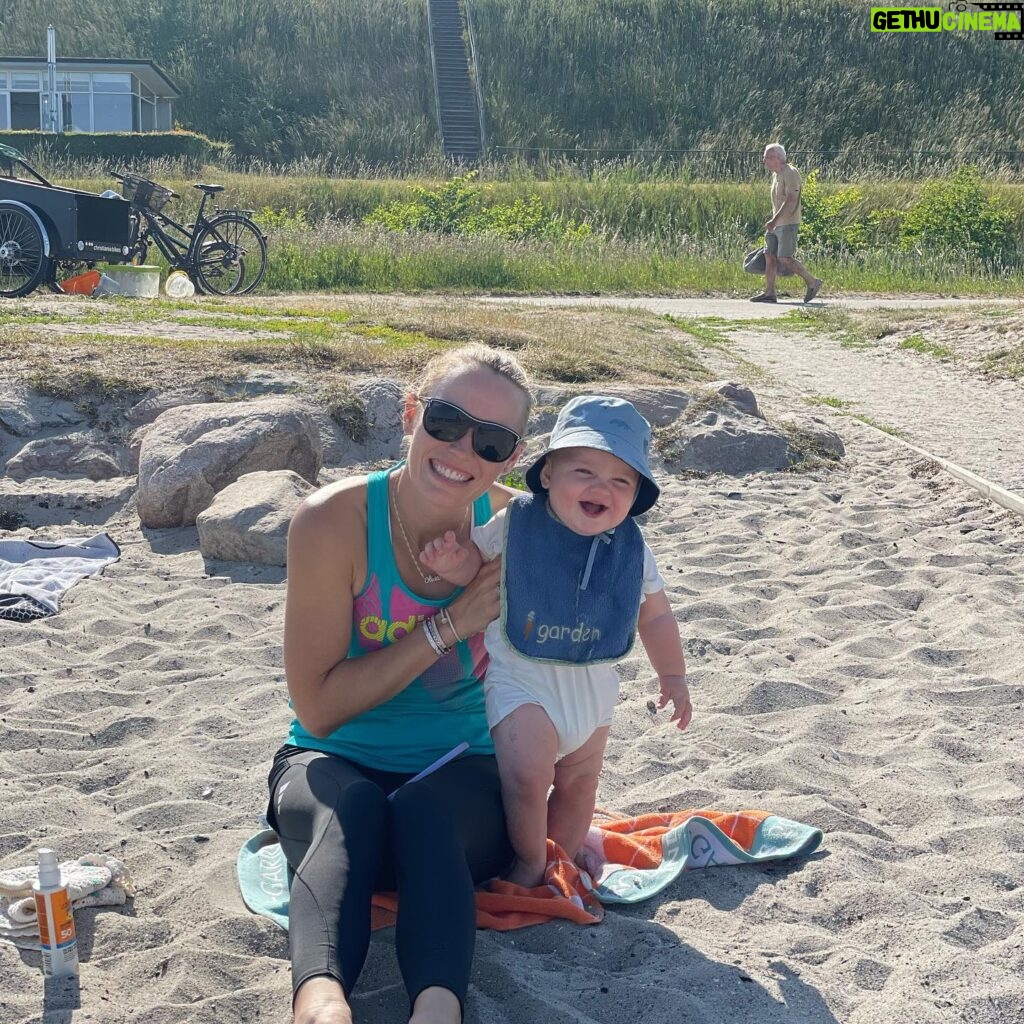Caroline Wozniacki Instagram - Small summer recap!☀️❤️ #familytime #adventures