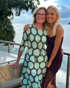 Carrie Bickmore Instagram - My amazing mama has just retired (I think she’ll back 😉) after 50 years contribution to education. Mum you are a trailblazer, an inspiration, a shining star. You did it all while raising kids, living and loving hard and all with a soft touch and huge smile. Enjoy the next chapter…whatever it may hold 💕