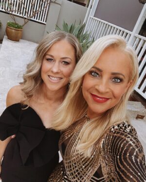 Carrie Bickmore Instagram - Beautiful weekend back home in Perth with friends and family. The sky is always just so blue and never ending ☀️