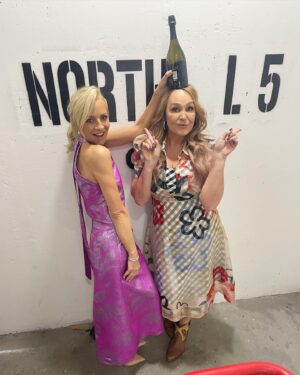 Carrie Bickmore Instagram - Effortless..
The north stairs are gonna miss us @katelangbroek