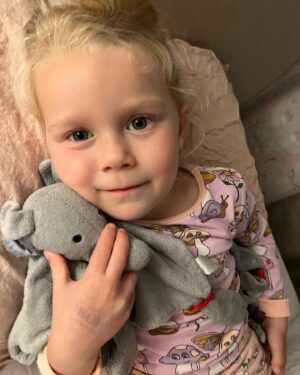 Carrie Bickmore Instagram - Happy 4th birthday tiny tot. 
You may be small but you are mighty ❤️
Heart to heart beautiful Adelaide 💕