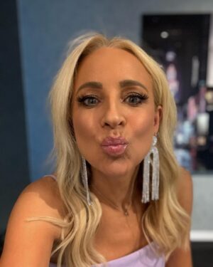 Carrie Bickmore Instagram - Gwen you were just splendid. Congrats @bestiesau on such an amazing night. 👏 Gem @gemmyjean and @jackieo_official you smashed it. ⭐️
