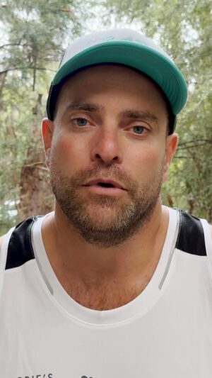 Carrie Bickmore Instagram - The Why. 
Please read and watch til the end. 🙏
In March I introduced you to beautiful Donna, who had just passed away from Brain Cancer leaving behind 2 gorgeous little boys.
This is her husband Sean.
This time next week Sean and I will be running the Great Wall of China.
Our aim is to raise 1 million dollars for my Brain Cancer Centre in memory of Donna who was One In A Million.
All we are asking for is just 5 dollars. Everybody’s got a fiver.
If you haven’t got your mum something for mother’s day please donate and make that her gift. The gift of making sure no other mum loses their live to this devastating disease.
We are Doing it for Donna.
#doingitfordonna
#greatwallofchinamarathon 
@carriesb4bc 
@lotusjournals 
PLEASE DONATE through the link in bio ❤️