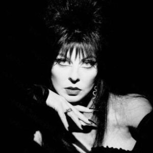 Cassandra Peterson Instagram - Happy World Goth Day! 🖤🖤🖤🖤

#elvira #elviramistressofthedark #worldgothday