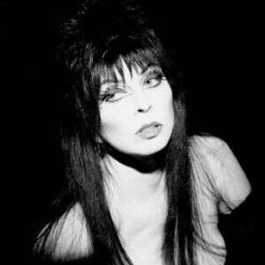 Cassandra Peterson Instagram - Happy World Goth Day! 🖤🖤🖤🖤

#elvira #elviramistressofthedark #worldgothday