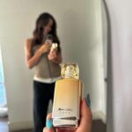 Catalina Vallejos Instagram – Hace un mes estoy usando esta nueva fragancia de @lbelonline que me hace sentir segura y poderosa cada vez que salgo de mi casa 🤍 tiene aromas florales y amaderados, me gusta mucho! 
#publicidad 
#lbel