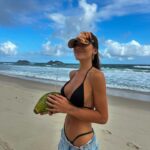 Catalina Vallejos Instagram - 🇧🇷🫶🤍 🥥placer no culpable, viajar ✈️