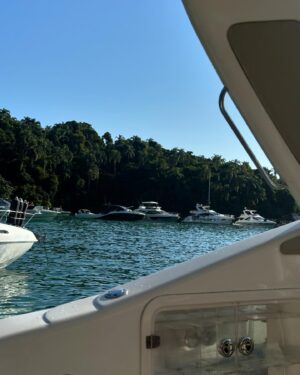 Catalina Vallejos Instagram - Tá OK 👌 de paseo por Angra do Reis 🛥️
Es hermoso!! Y se los recomiendo 1000% ✨🫶